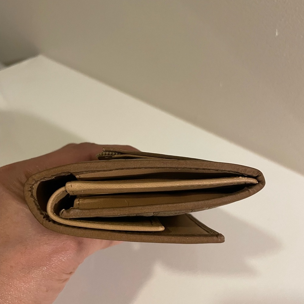 Dior Wallet - Picture 4 of 8